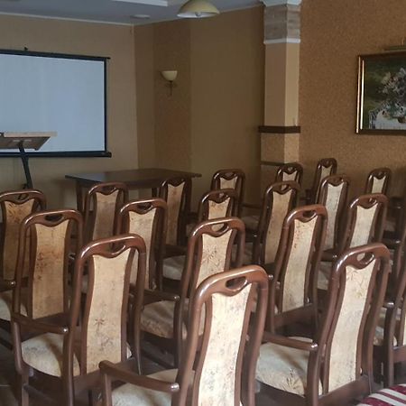 Shato Paradis Hotel Irpiň Exteriér fotografie