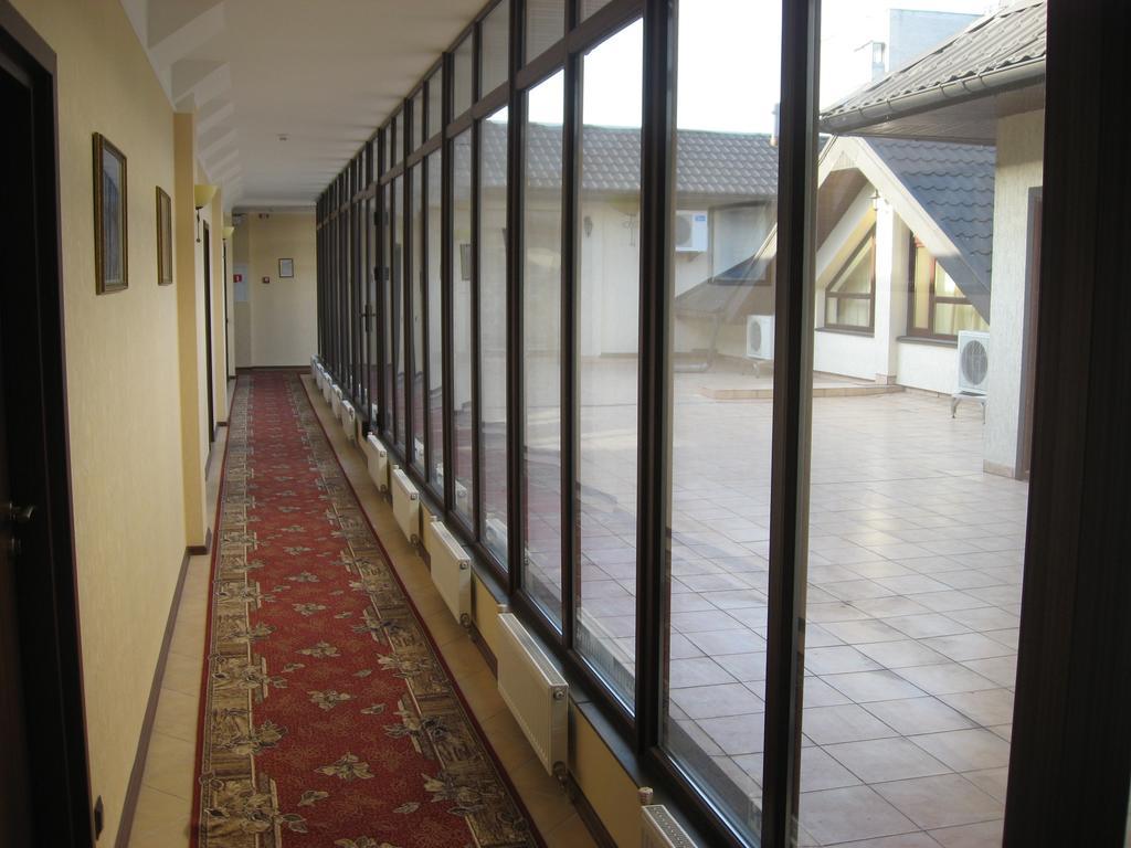 Shato Paradis Hotel Irpiň Exteriér fotografie